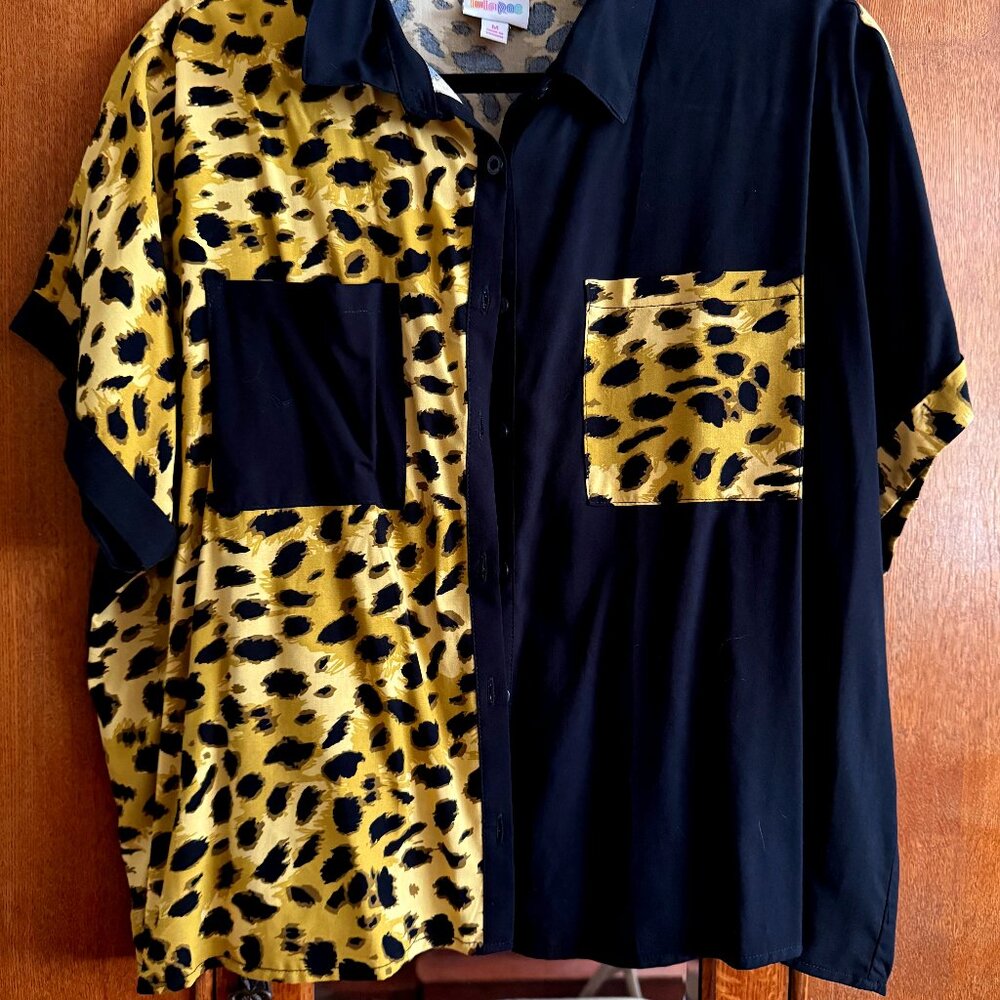 LuLaRoe Amy shirt, size Medium. Black & animal/Leopard print details